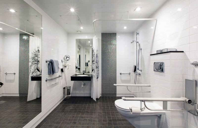 Wide-View Shower Enclosures